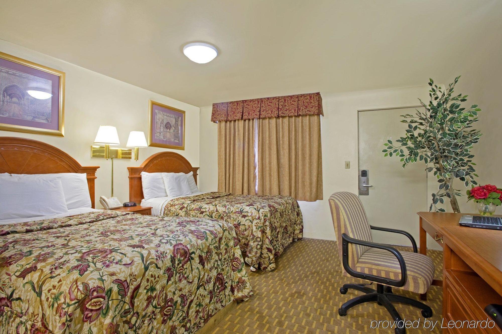 Americas Best Value Inn Eugene Ruang foto