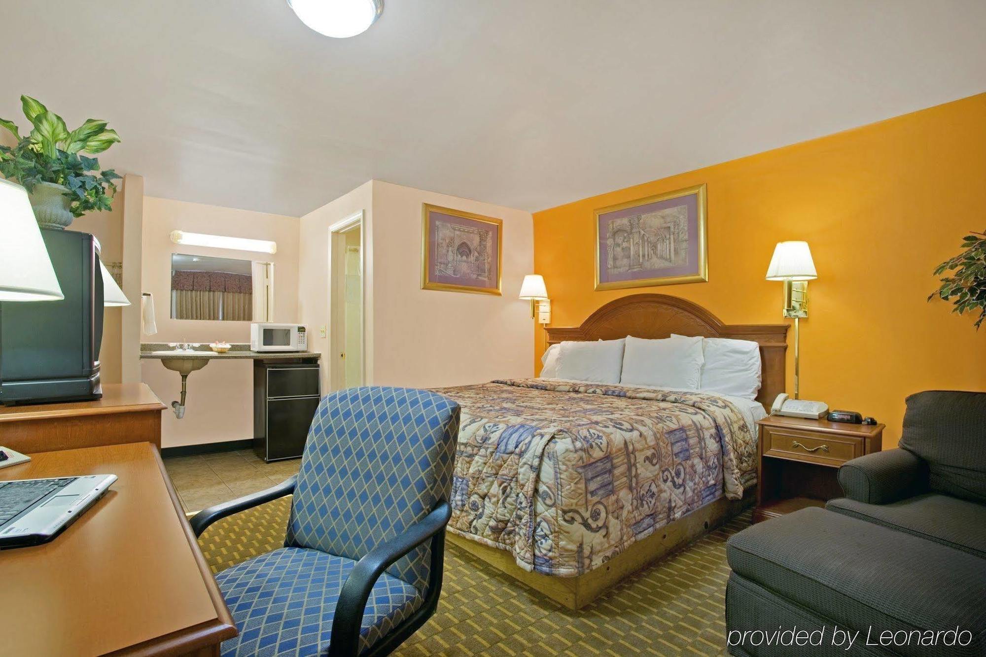 Americas Best Value Inn Eugene Ruang foto